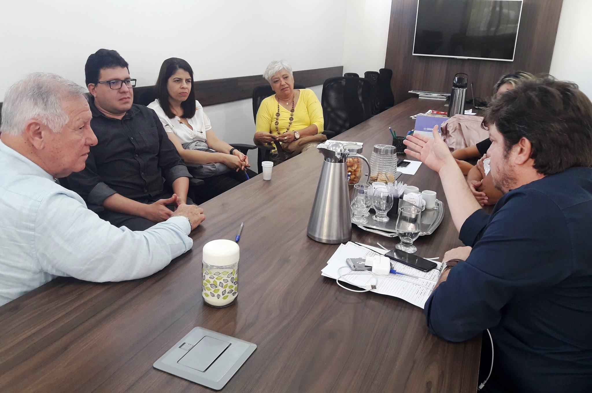 Leia mais sobre o artigo Médicos pediatras do SPA do Hemope “pedem socorro”