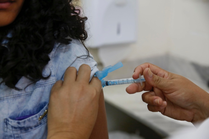 Leia mais sobre o artigo Mais de 370 mil ainda não se vacinaram em Pernambuco