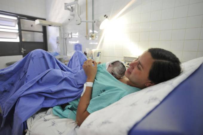 Leia mais sobre o artigo Leite materno promove crescimento cerebral de prematuros, mostra pesquisa