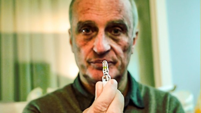 Leia mais sobre o artigo A vida de um médico especialista em eutanásia: ‘Não sinto que estou matando o paciente’