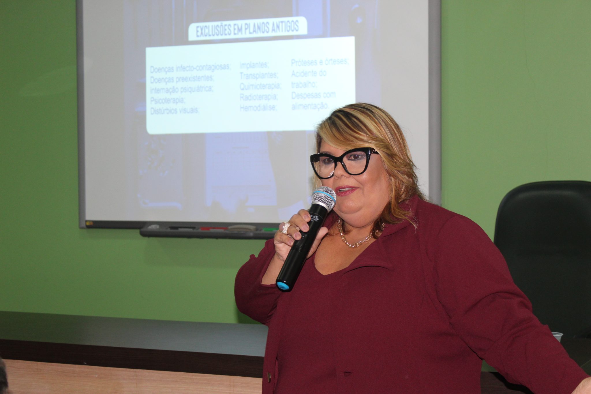 Leia mais sobre o artigo Palestra sobre planos de saúde é realizada no Sinmed