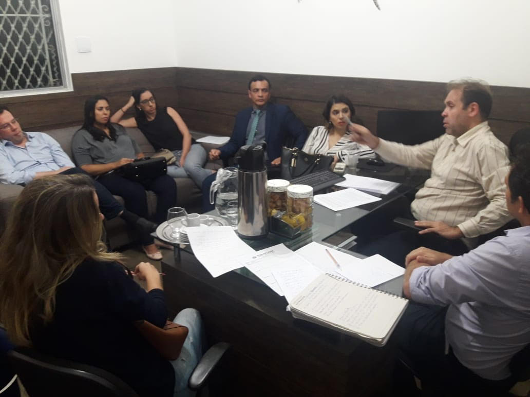 Leia mais sobre o artigo Plantonistas da Clínica Médica do HGV reclamam dos graves problemas na emergência