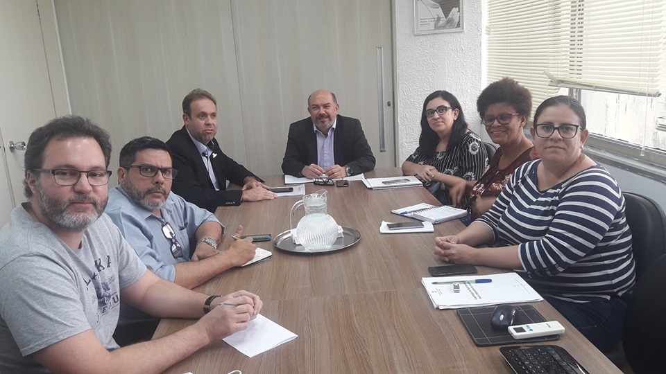 Leia mais sobre o artigo Simepe se reúne com o secretário de saúde do Recife