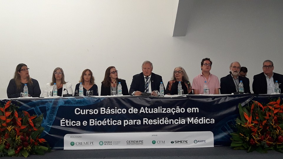 Leia mais sobre o artigo Curso Básico de Atualização em Ética e Bioética para Residência Médica