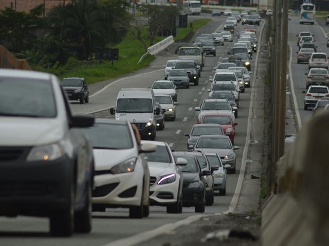 Leia mais sobre o artigo Emissão de gases de efeito estufa na atmosfera atingiu novo recorde histórico em 2018, diz estudo
