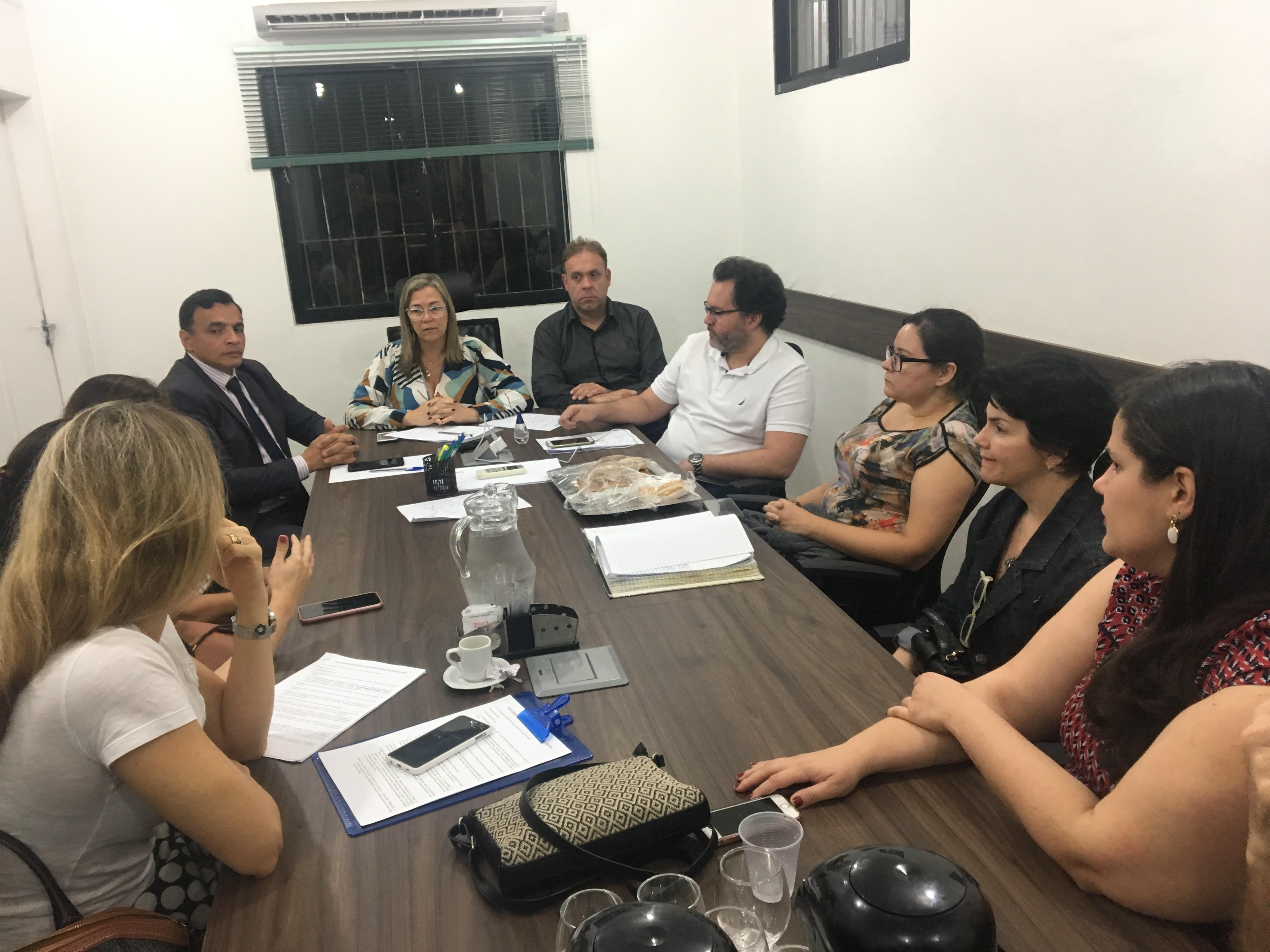 Leia mais sobre o artigo Otávio de Freitas sofre com insuficiência de plantonistas e superlotação da emergência