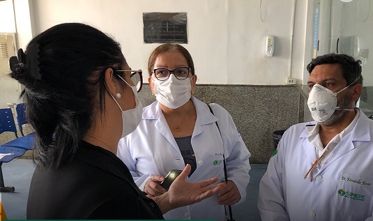 Leia mais sobre o artigo Sindicato vistoria HGA após incêndio e presta assistência aos plantonistas