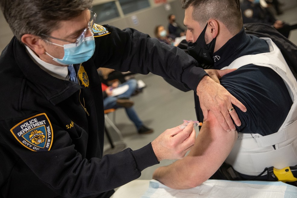 Leia mais sobre o artigo EUA e China passam de 10 milhões de vacinas de Covid aplicadas