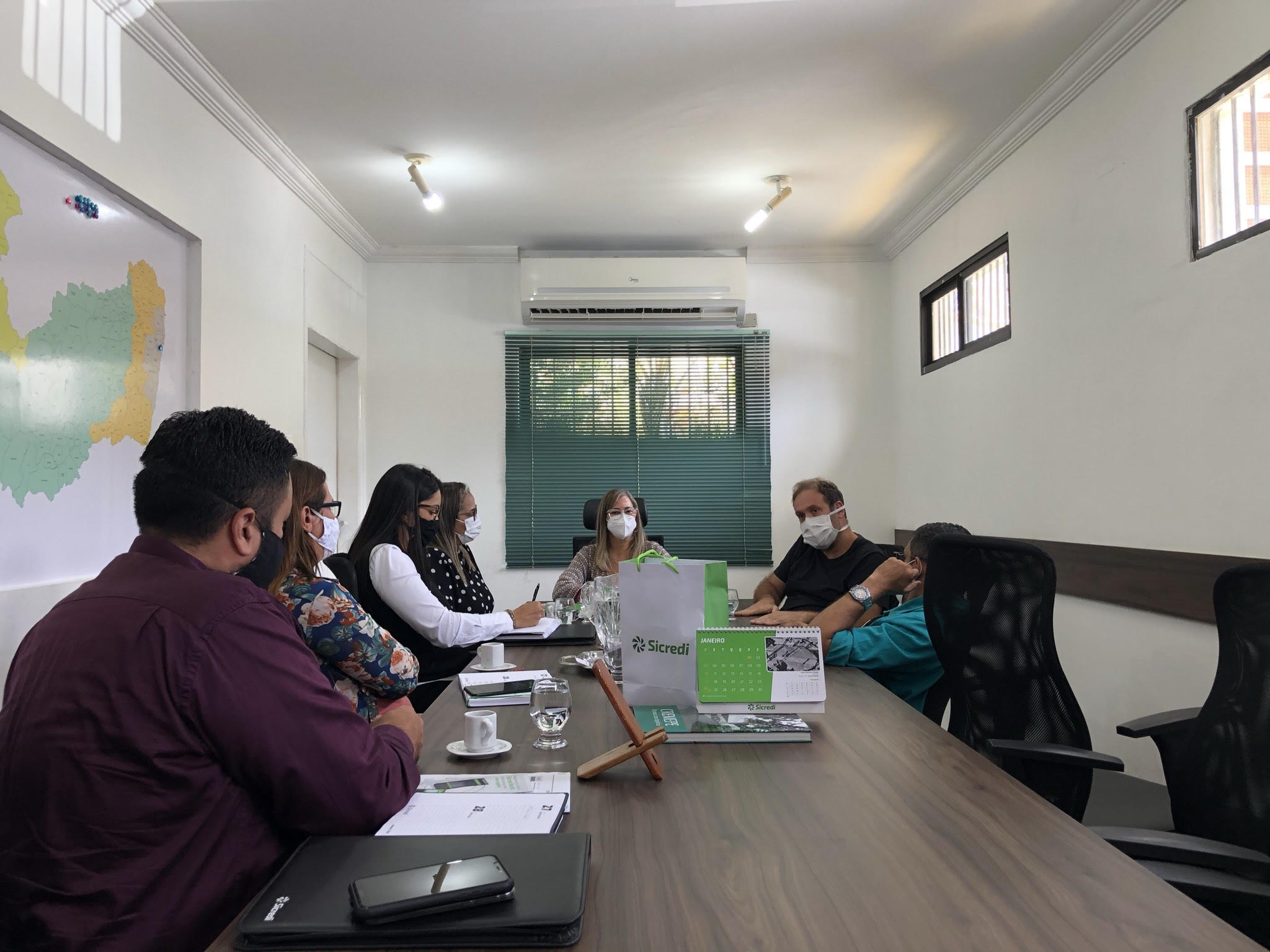 Leia mais sobre o artigo Simepe e Sicredi reúnem-se para discutir melhores condições na parceria para os médicos associados na última quarta-feira (27)