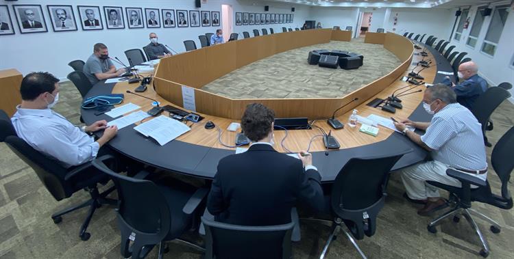 Leia mais sobre o artigo COSEMESC debate Revalida e autonomia do médico