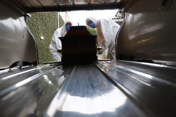 Leia mais sobre o artigo Paraná registra o abril com mais mortes e menos nascimentos da história