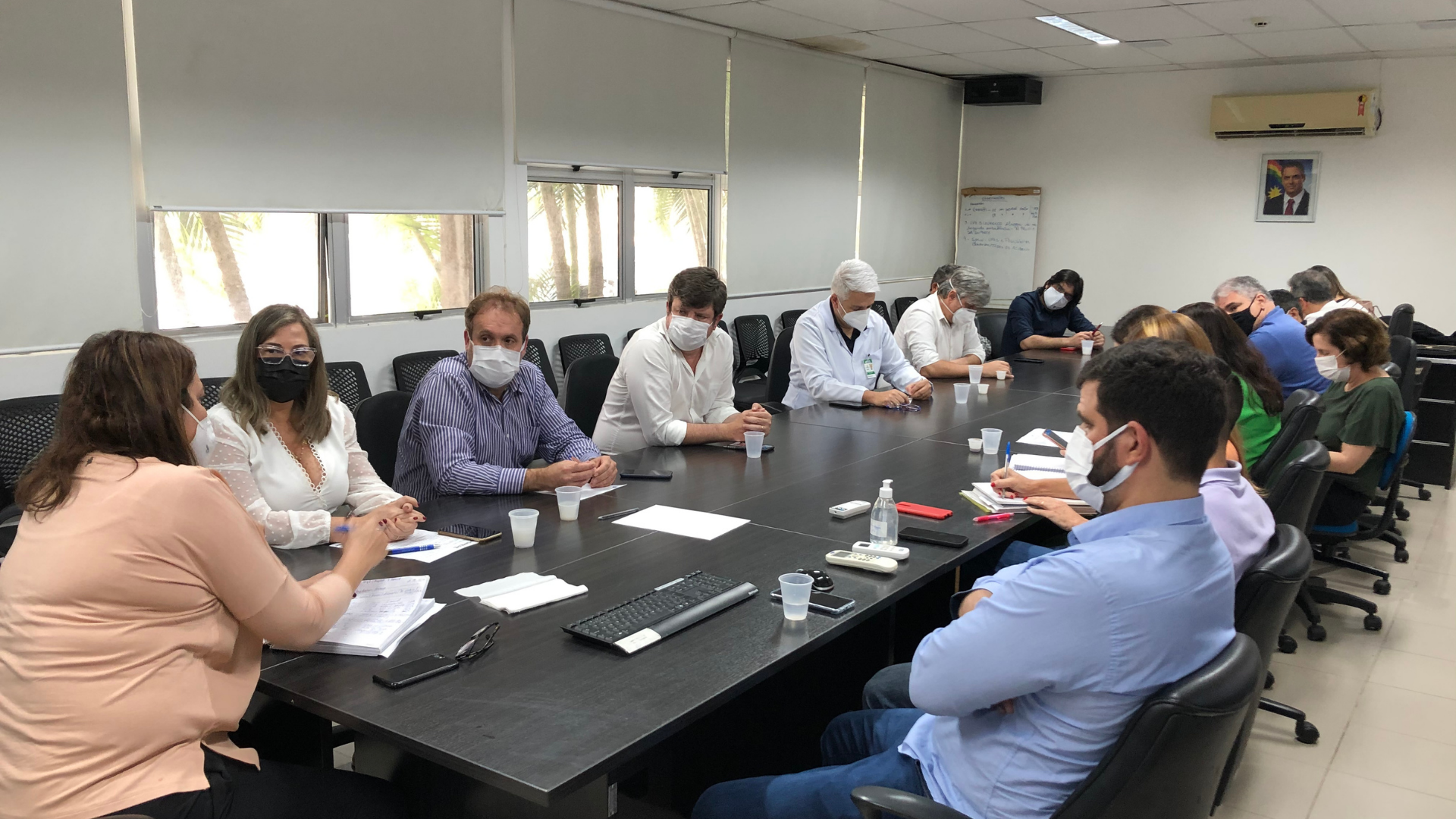 Leia mais sobre o artigo Simepe e SES reúnem-se com a regulação de leitos e as coordenações de cardiologia dos hospitais para discutir a superlotação nas unidades