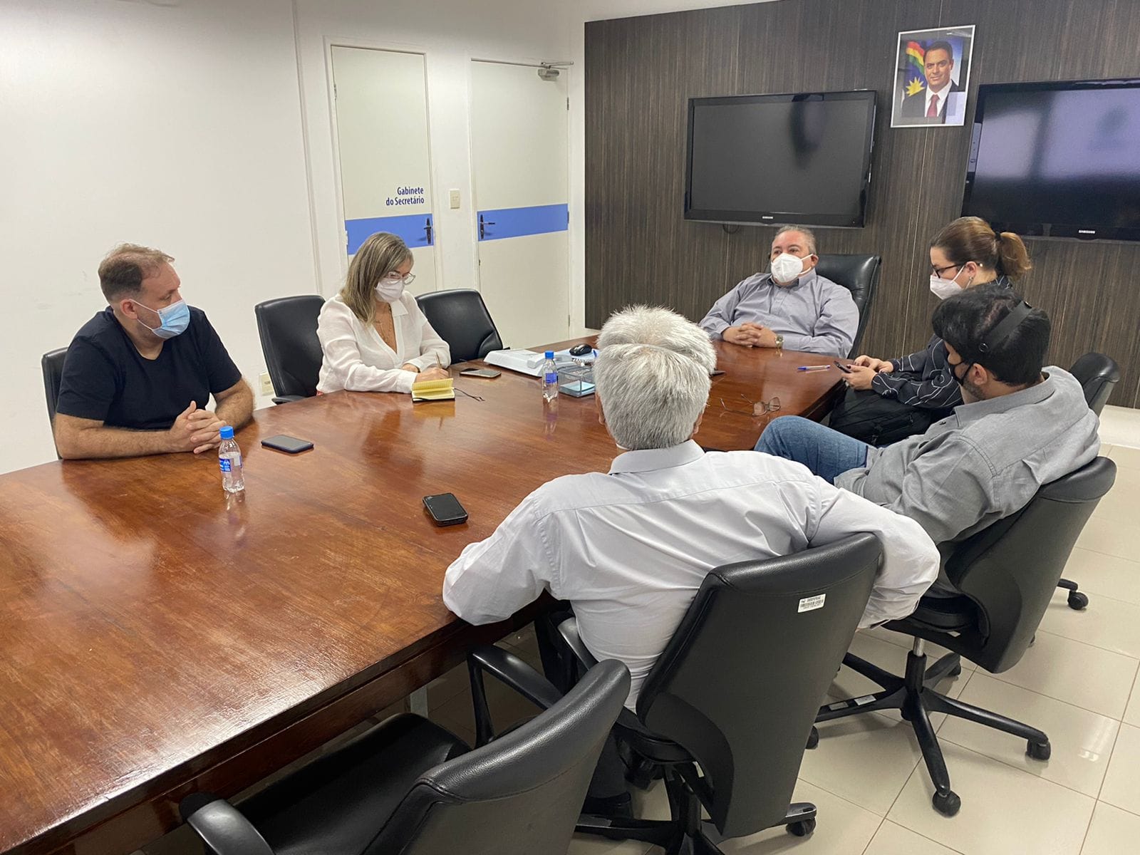 Leia mais sobre o artigo Entidades médicas e SES discutem cenário epidemiológico em Pernambuco