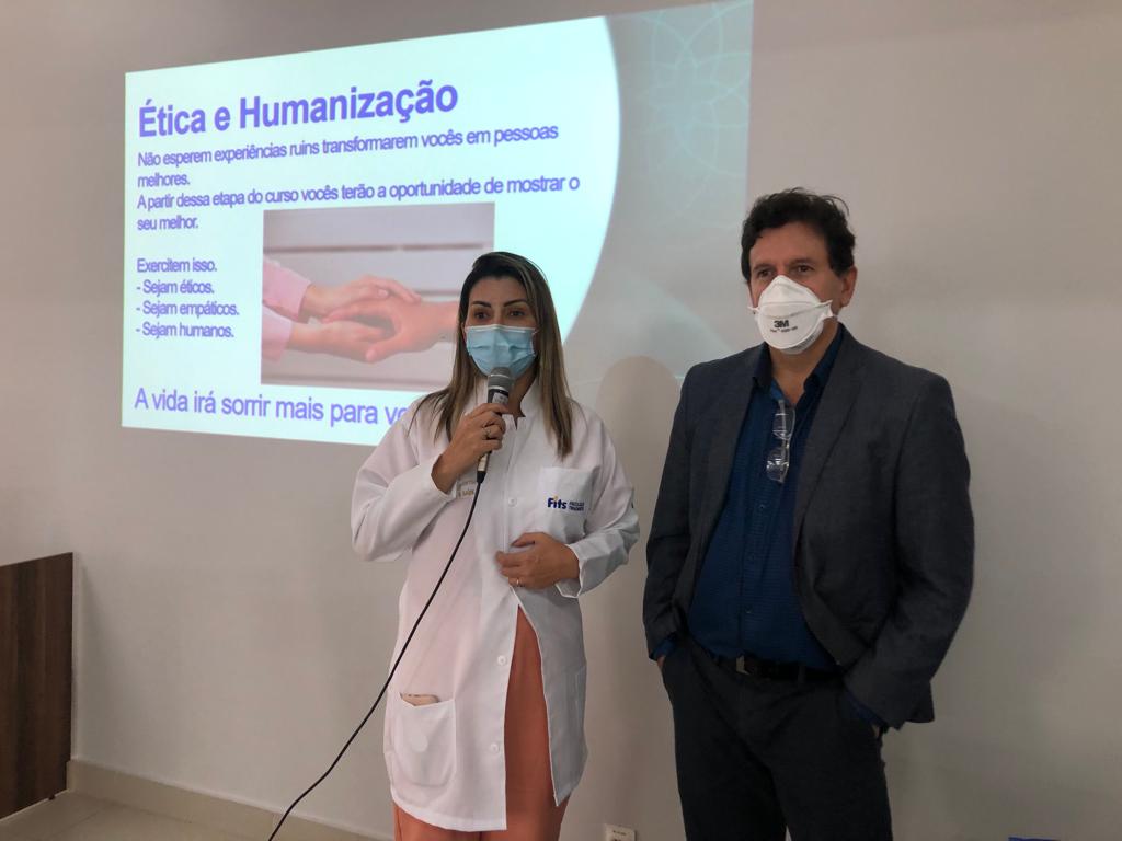 Leia mais sobre o artigo Diretor do Simepe ministra aula de ética médica na Faculdade Tiradentes