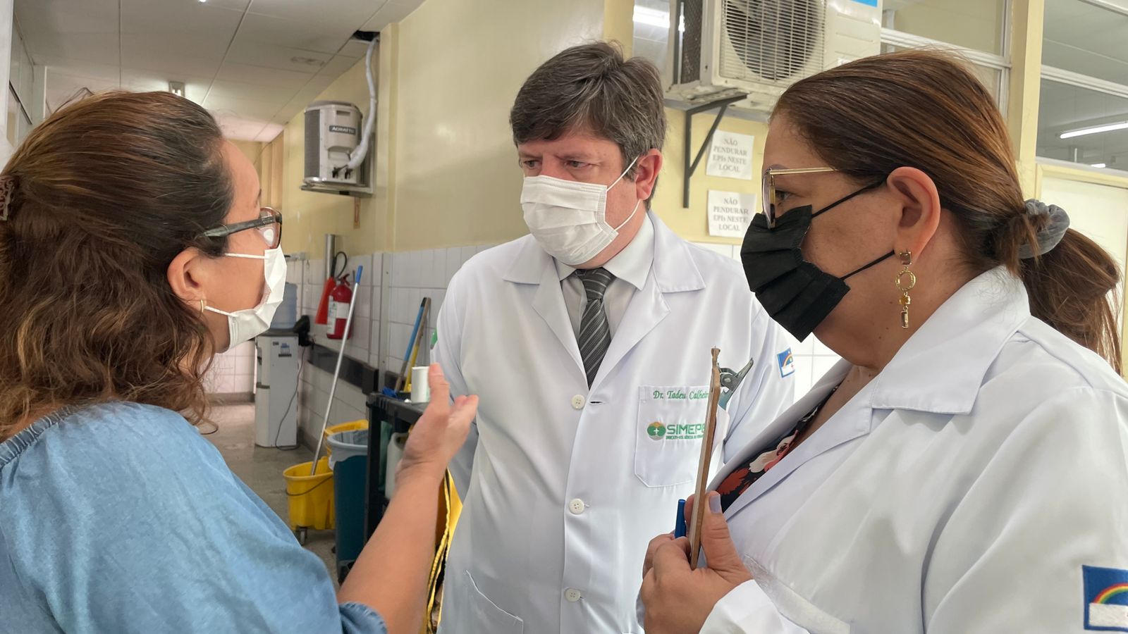 Leia mais sobre o artigo Falta de medicamentos e deficit nas escalas de plantão são pontos observados na Policlínica e Maternidade Professor Arnaldo Marques