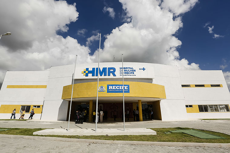 Leia mais sobre o artigo Médicos obstetras do HMR solicitam reunião urgente com a direção do Cremepe
