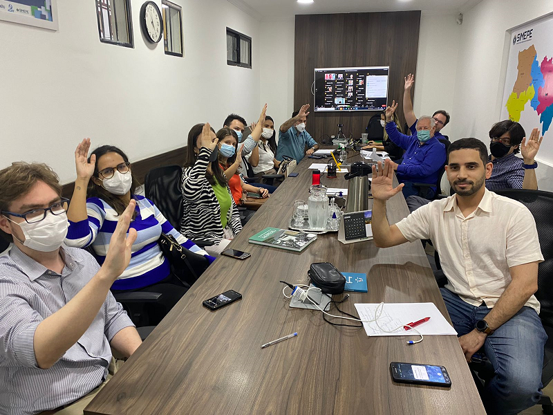 Leia mais sobre o artigo Radiologistas e médicos que trabalham com diagnóstico por imagem na rede privada aprovam estratégia de luta da CEHM-PE