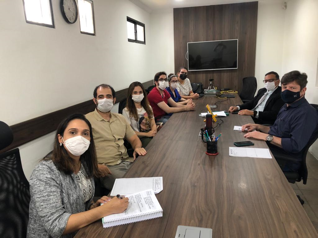 Leia mais sobre o artigo Simepe e médicos pelo Brasil intensificam discussão sobre privacidade e exercício profissional