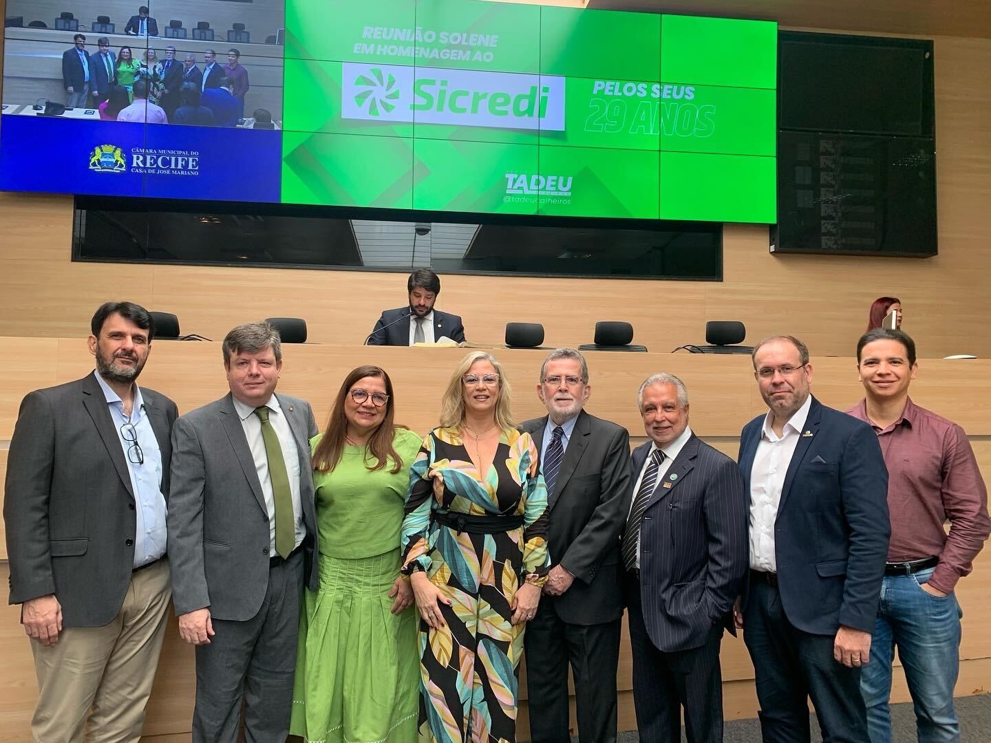 Leia mais sobre o artigo Simepe participa de reunião solene em homenagem aos 29 anos da Sicredi Recife