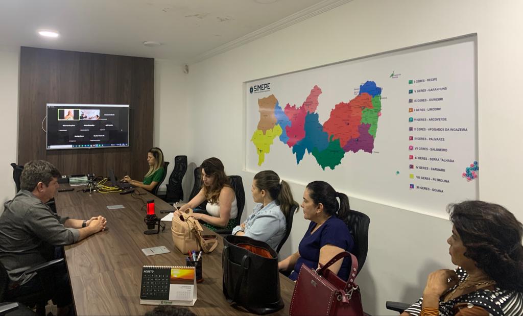 Leia mais sobre o artigo Diretoria do Simepe e neonatologistas da Maternidade Bandeira Filho se reúnem para tratar sobre a necessidade de recomposição das escalas de plantão