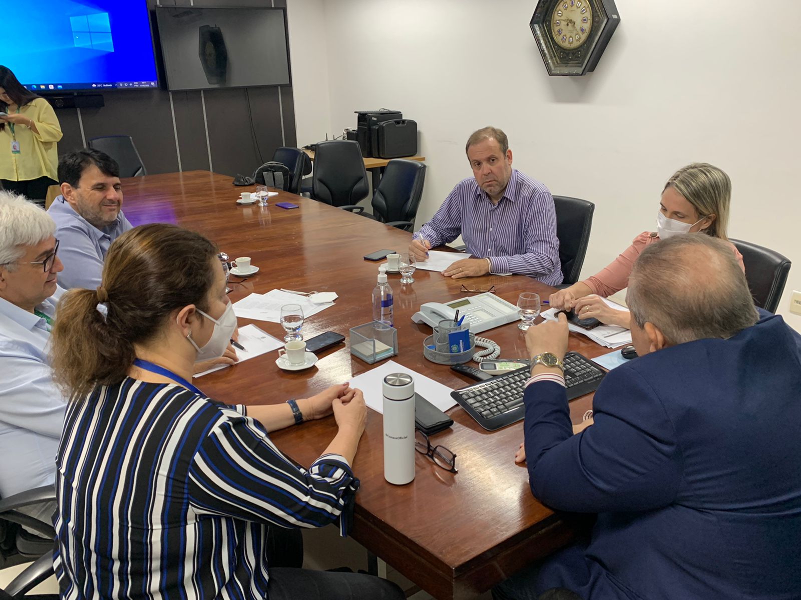 Leia mais sobre o artigo Simepe apresenta pleito dos médicos contratados pelo Estado, durante reunião na Secretaria de Saúde