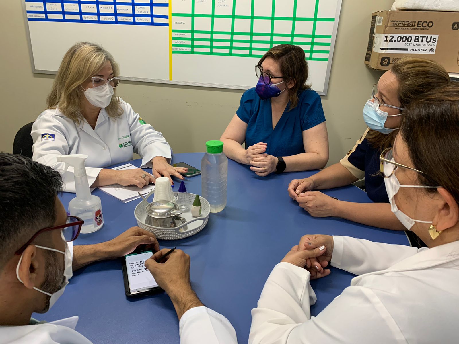 Leia mais sobre o artigo Simepe se reúne com gestoras da Policlínica Arnaldo Marques para discutir denúncias dos médicos