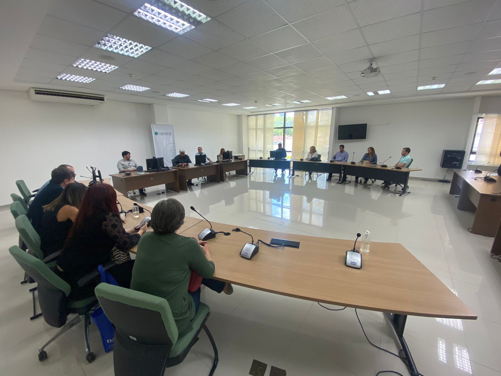 Leia mais sobre o artigo Patologistas do Hospital de Câncer de Pernambuco se reúnem com o Simepe e Cremepe para debater demandas da categoria