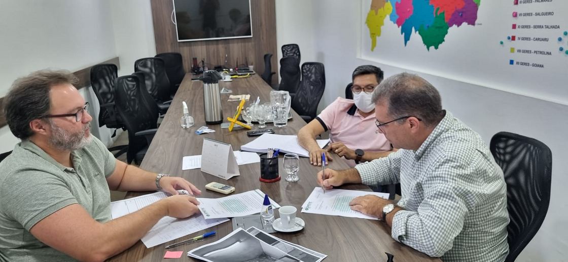 Leia mais sobre o artigo Simepe busca resolver demandas dos médicos plantonistas de Serinharém