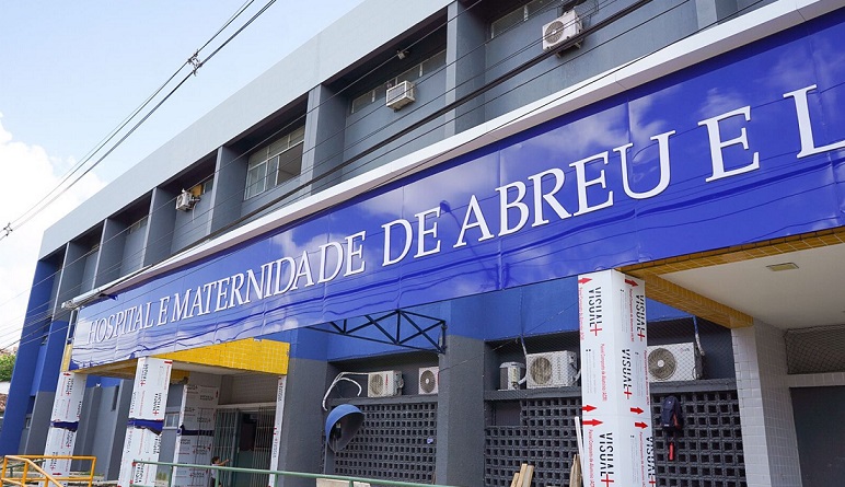 Leia mais sobre o artigo Médicos do Hospital e Maternidade de Abreu e Lima cobram pagamento de salários em atraso