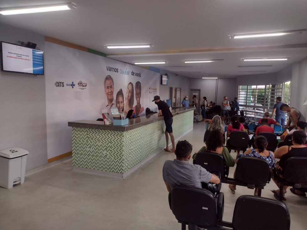 Leia mais sobre o artigo Médicos do Hospital Abelardo Gadelha e das UPAs de Caucaia vão paralisar as atividades a partir de sexta-feira (14)