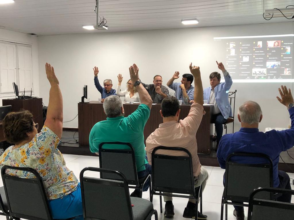 Leia mais sobre o artigo Médicos da rede estadual de saúde permanecem em estado de assembleia