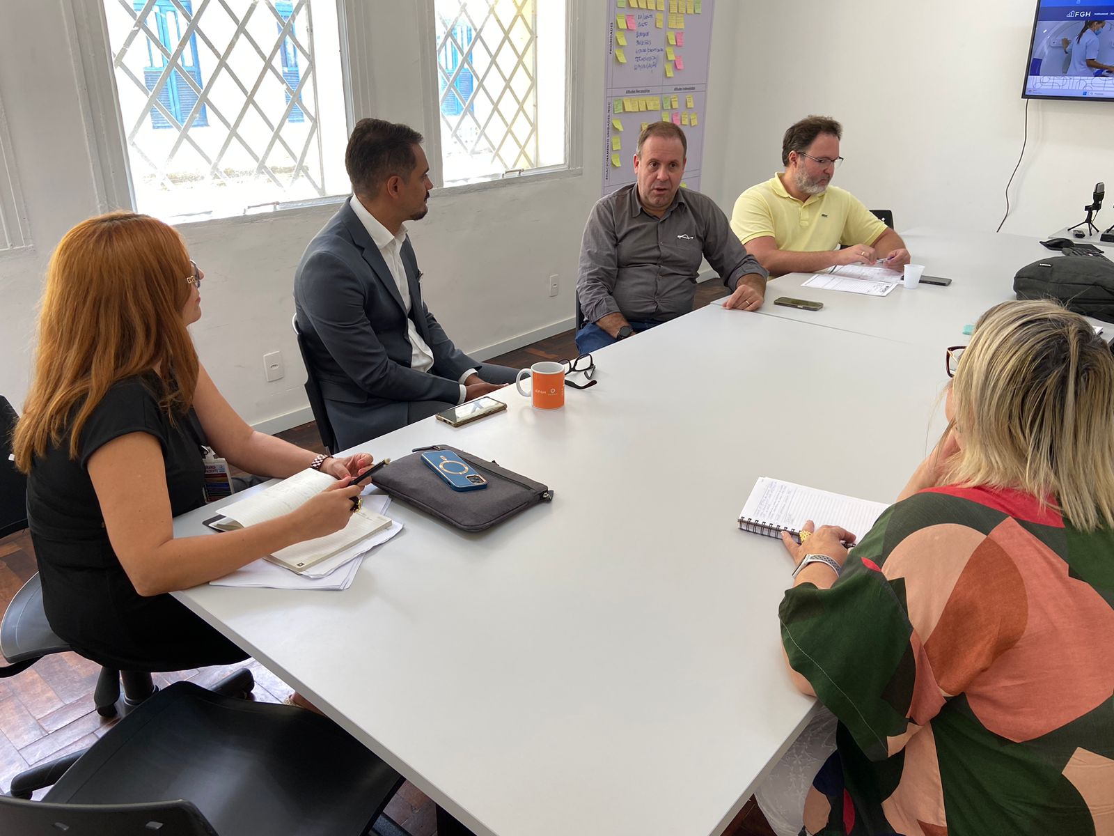 Leia mais sobre o artigo Simepe inicia mesa de negociação com Organização Social FGH