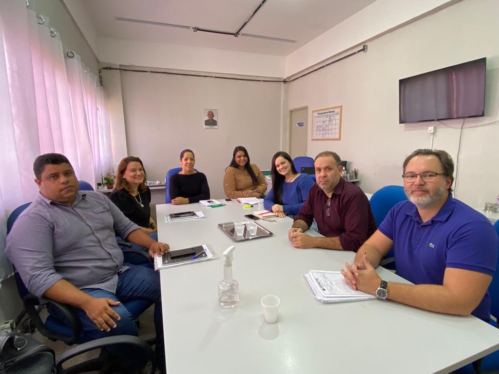 Leia mais sobre o artigo Simepe debate campanha salarial e criação do PCCV com a Secretaria de Saúde de Paulista