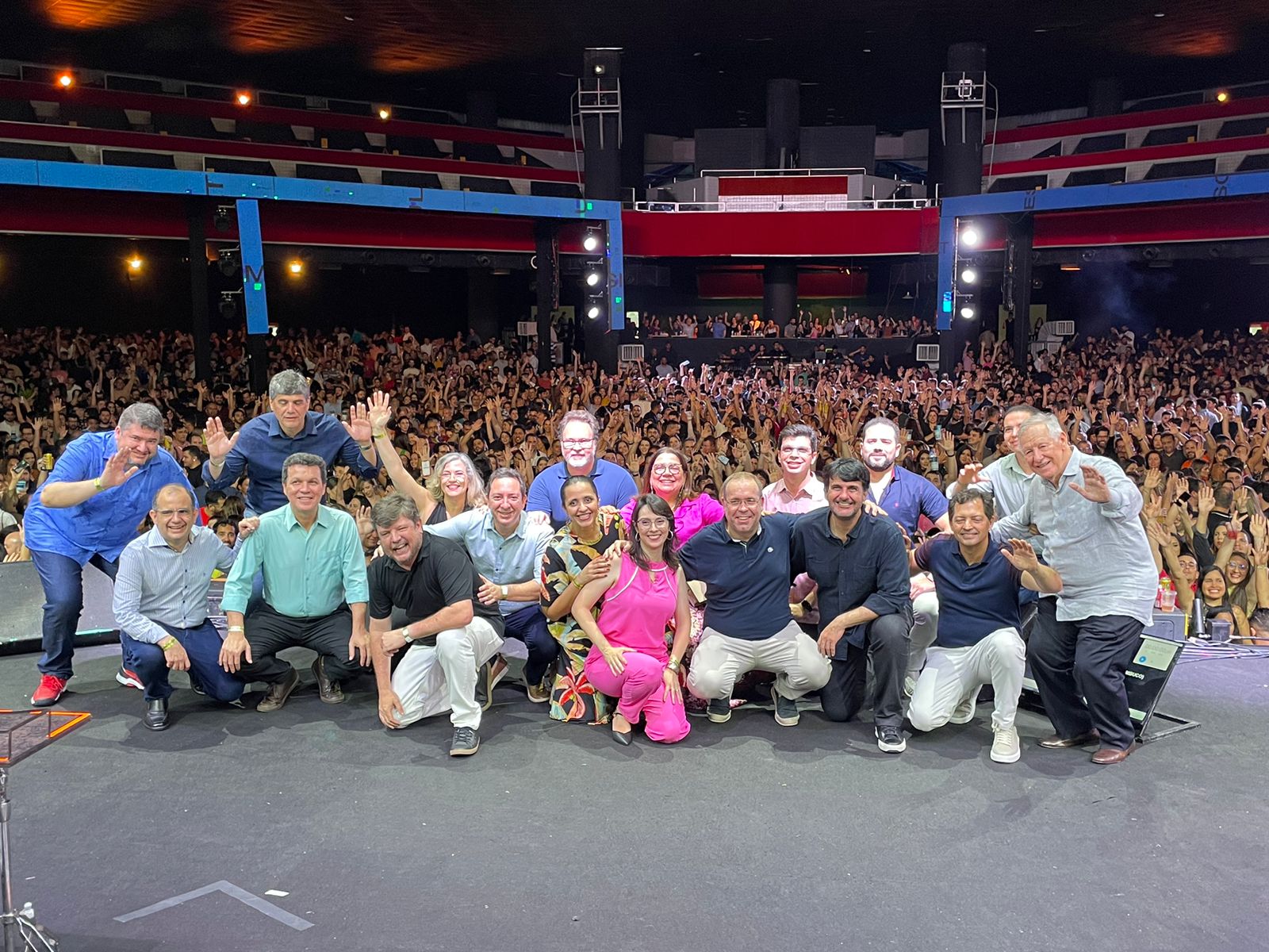 Leia mais sobre o artigo Noite memorável no Classic Hall com a Festa do Médico e celebração dos 92 anos do Simepe