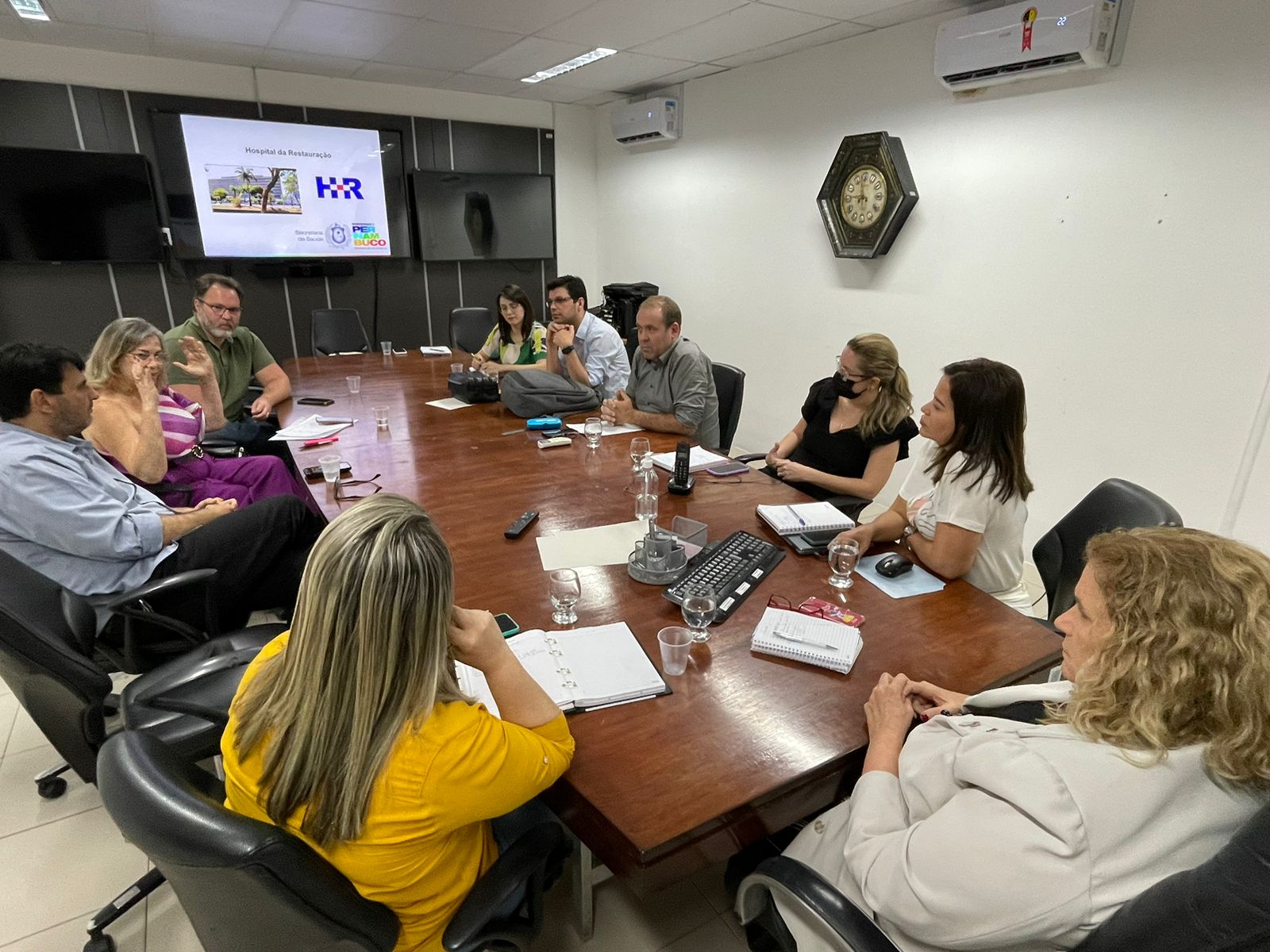 Leia mais sobre o artigo Em reunião com a SES, Simepe discute situação dos Hospital da Restauração, no Recife