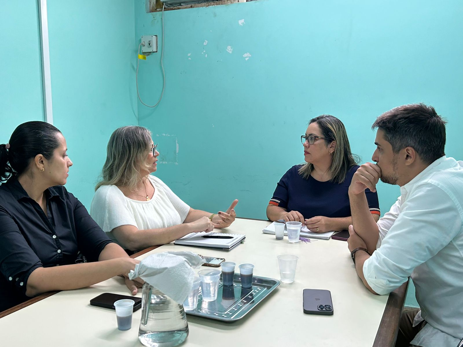 Leia mais sobre o artigo Simepe se reúne com gestão da Barros Lima para discutir questões de segurança