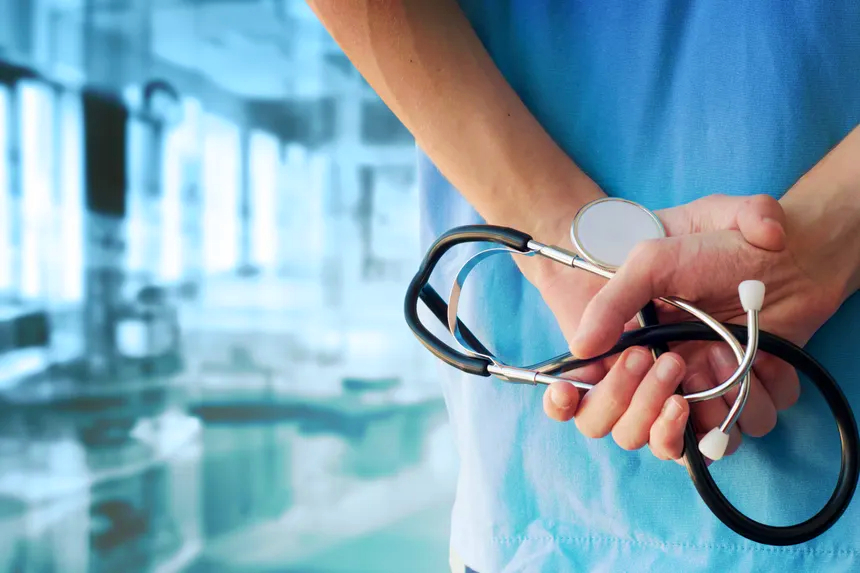 Leia mais sobre o artigo Simepe cobra regularização de pagamentos atrasados em reunião com gestores do Hospital Santa Clara