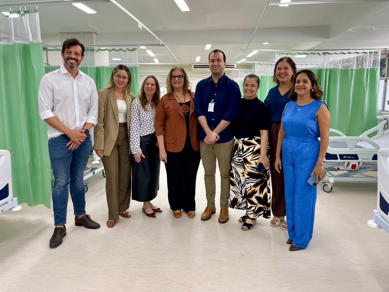 Leia mais sobre o artigo Simepe participa de solenidade de entrega da UTI requalificada do HAM